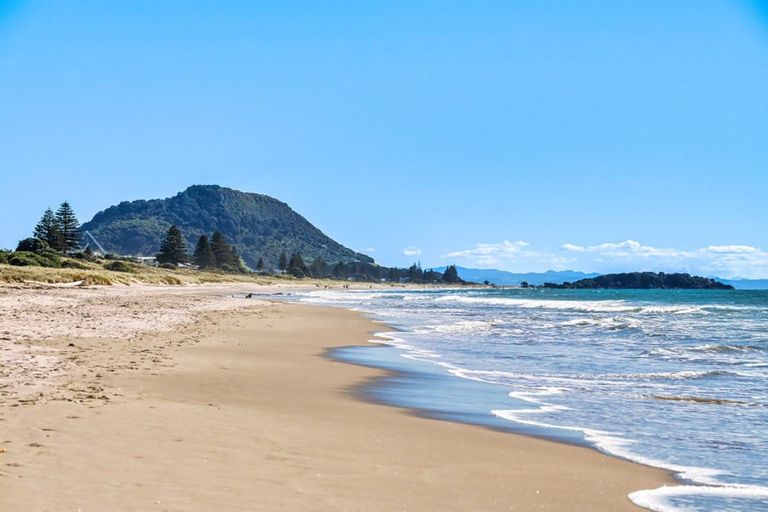 Photo of property in 35e Oceanbeach Road, Mount Maunganui, 3116