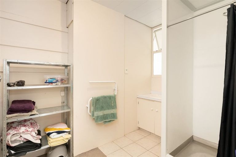 Photo of property in 1/4 Tahara Crescent, Mount Maunganui, 3116