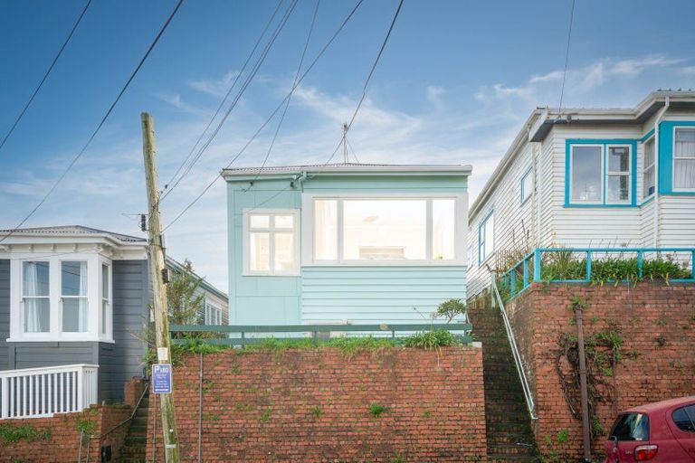 Photo of property in 5 Dawson Street, Berhampore, Wellington, 6023