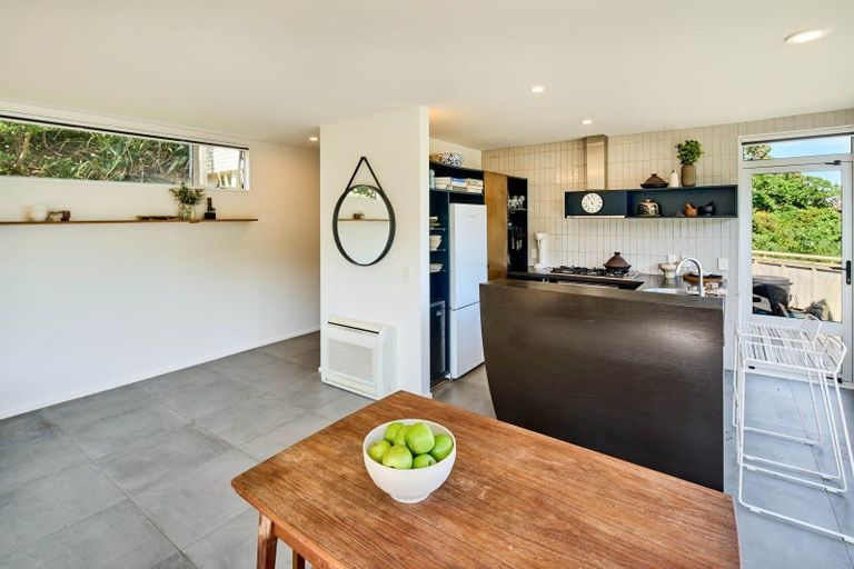 Photo of property in 42 Owhiro Bay Parade, Owhiro Bay, Wellington, 6023