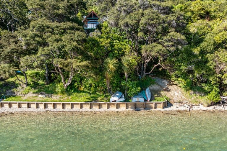 Photo of property in 19 Tara Bay Road, Te Mahia, Marlborough Sounds, 7282