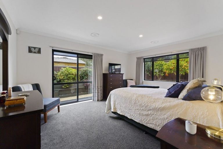 Photo of property in 48 Regent Drive, Paraparaumu Beach, Paraparaumu, 5032