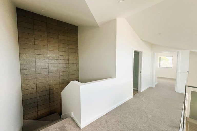 Photo of property in 16 Martin Street, Palmerston North, 4414