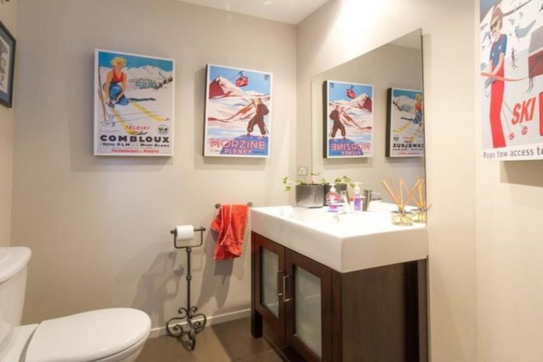 Photo of property in 15 Jessies Crescent, Wanaka, 9305