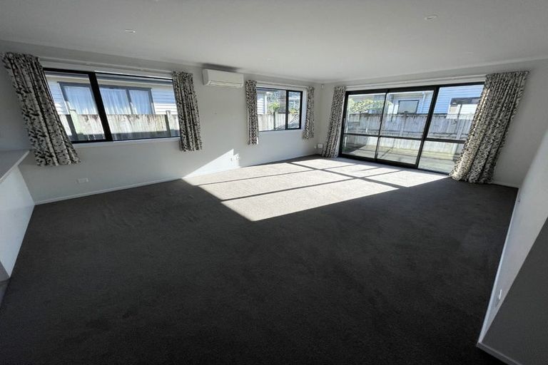 Photo of property in 165a Stokes Valley Road, Stokes Valley, Lower Hutt, 5019