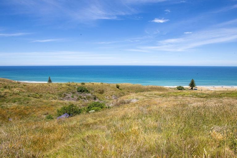 Photo of property in 91 Winifred Street, Okitu, Gisborne, 4010
