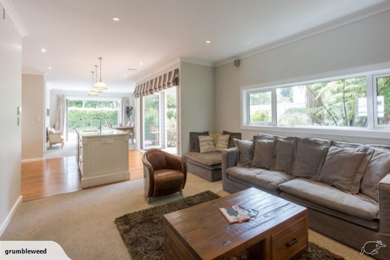 Photo of property in 183 Main Street, Greytown, 5712