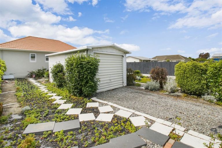 Photo of property in 5 Huia Street, Riccarton, Christchurch, 8041