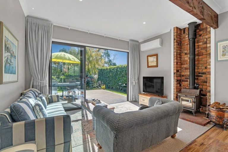Photo of property in 2 Powells Road, Oxford, 7430