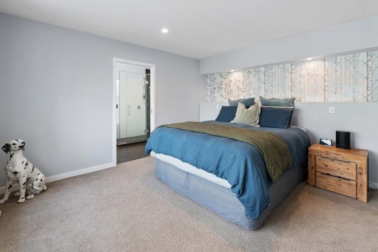 Photo of property in 2 Nikau Way, Riverhead, 0820