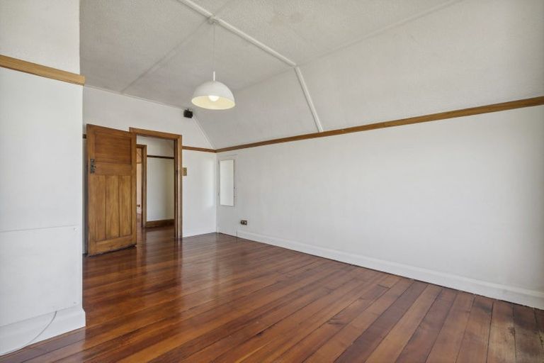 Photo of property in 5 Grosvenor Terrace, Wadestown, Wellington, 6012