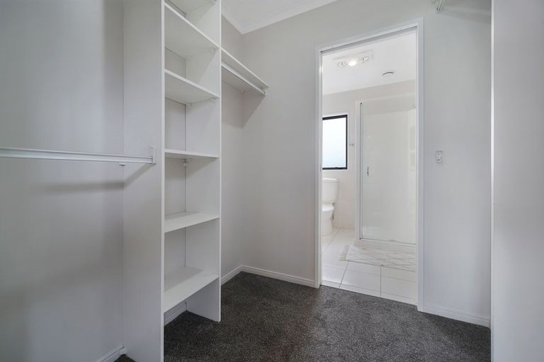 Photo of property in 4 Coachman Drive, Flat Bush, Auckland, 2016