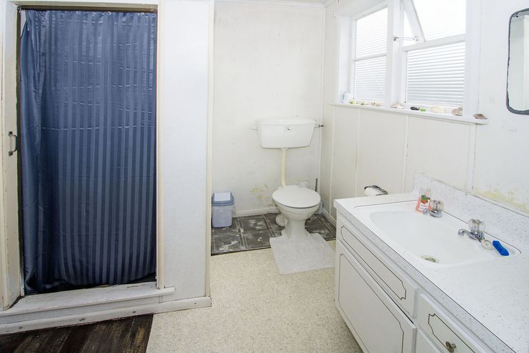 Photo of property in 23 Ames Street, Paekakariki, 5034