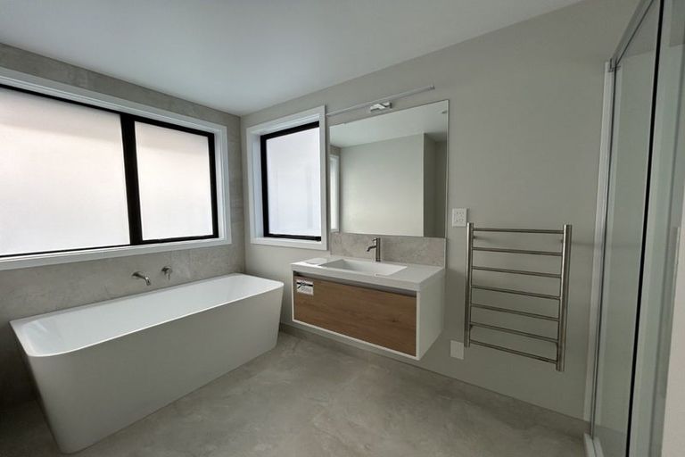 Photo of property in 9 Barque Crescent, Whitby, Porirua, 5024