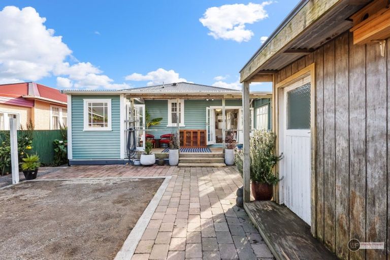 Photo of property in 24 Collins Street, Petone, Lower Hutt, 5012