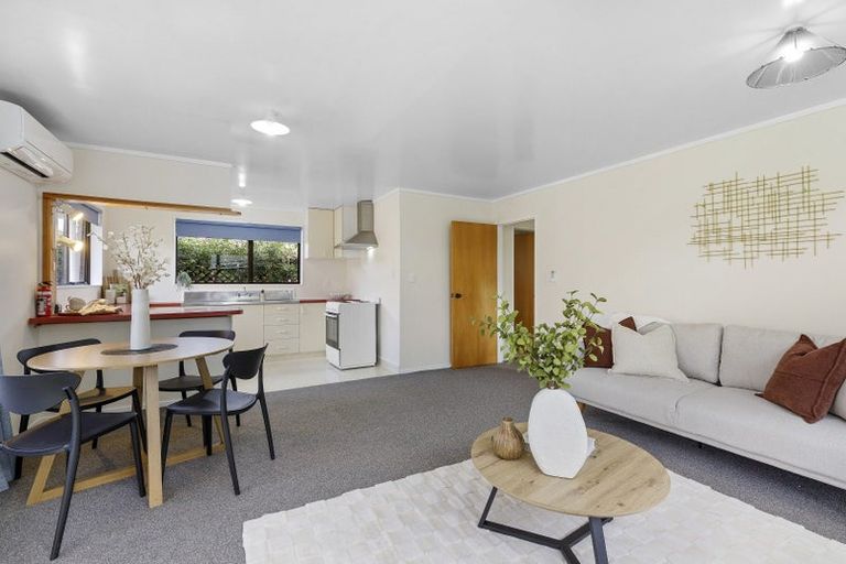 Photo of property in 3/41 Athlone Crescent, Avalon, Lower Hutt, 5011