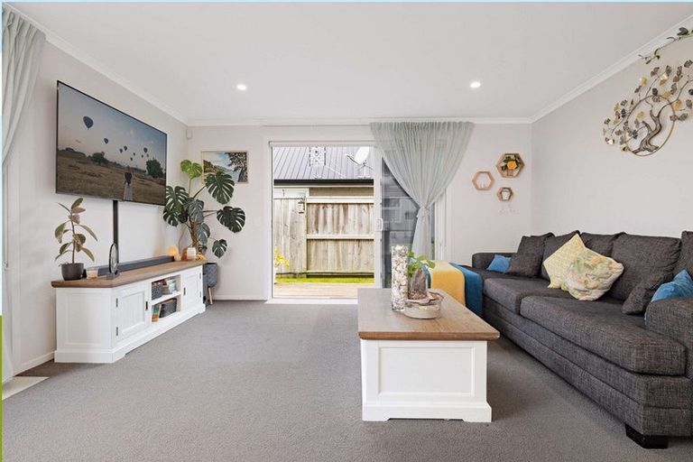 Photo of property in 20 Toi Place, Papamoa, 3118