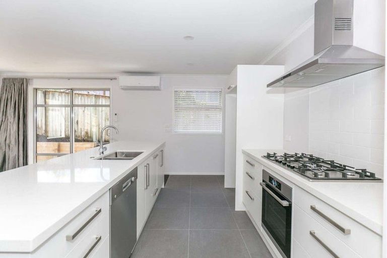 Photo of property in 3/1 Hibiscus Avenue, Hamilton Lake, Hamilton, 3204