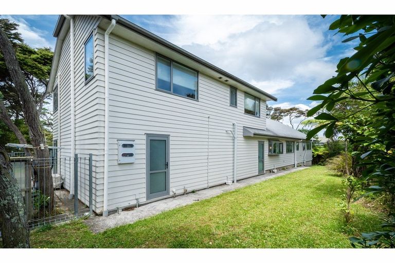 Photo of property in 131 Colwill Road, Massey, Auckland, 0614