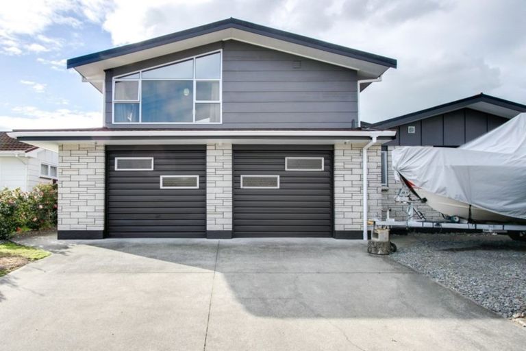 Photo of property in 38 Freyberg Avenue, Tamatea, Napier, 4112