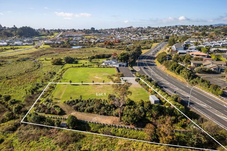 Photo of property in 126r State Highway 2 North, Bethlehem, Tauranga, 3110