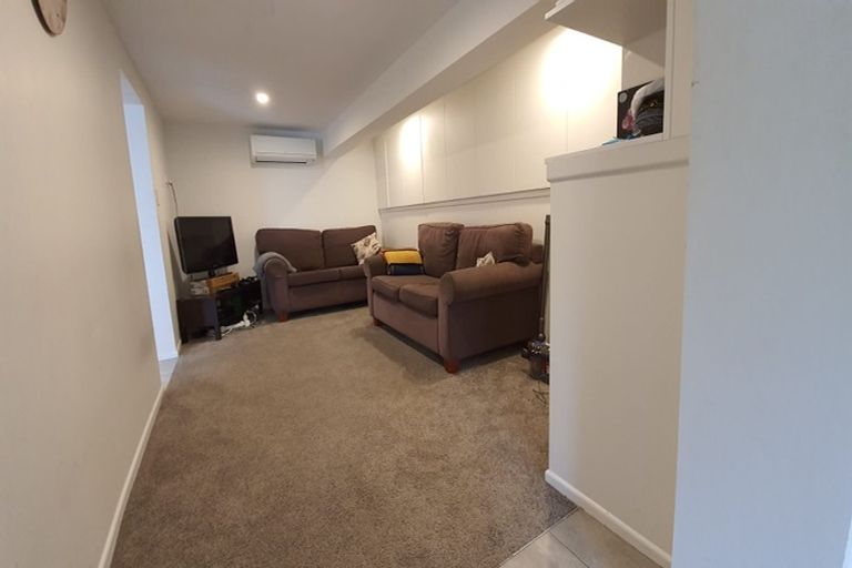 Photo of property in 19 Prangley Avenue, Mangere, Auckland, 2022