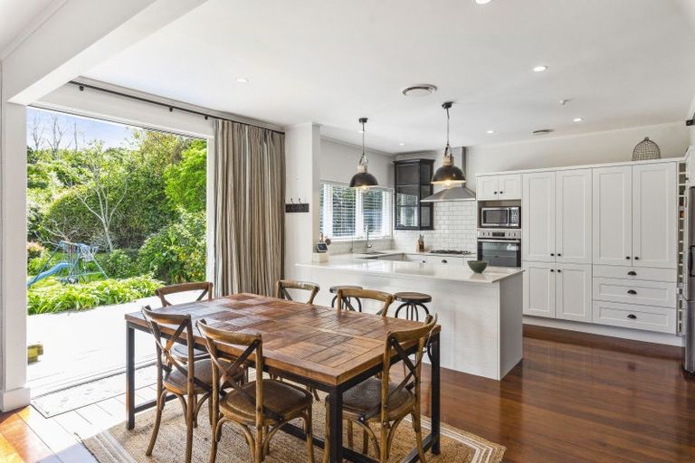 Photo of property in 75 Kohekohe Road, Waikanae, 5036