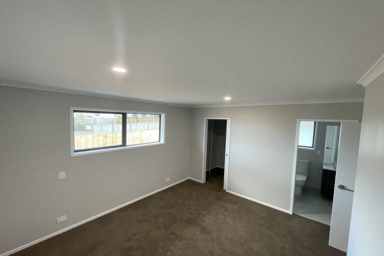 Photo of property in 17 Pipi Crescent, Tuakau, 2121