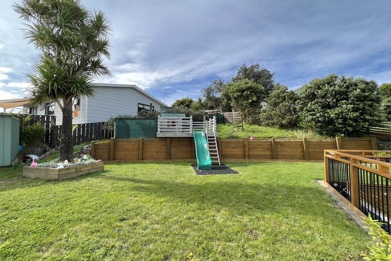 Photo of property in 5 Cambrian Street, Churton Park, Wellington, 6037