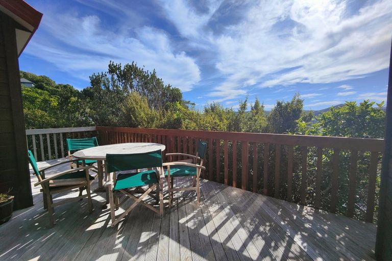 Photo of property in 32 Wrights Hill Road, Karori, Wellington, 6012