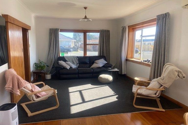 Photo of property in 373 Carrington Street, Upper Vogeltown, New Plymouth, 4310