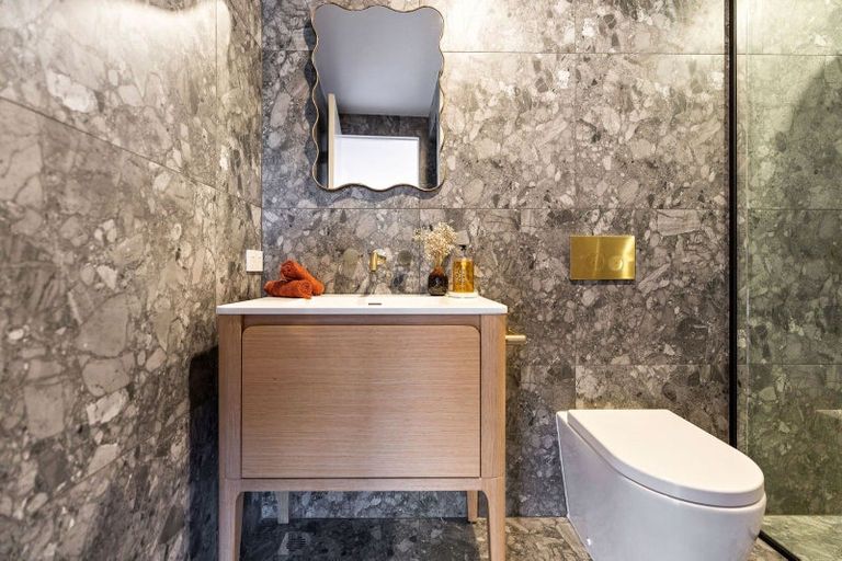 Photo of property in 18 Taurus Lane, Jacks Point, 9371