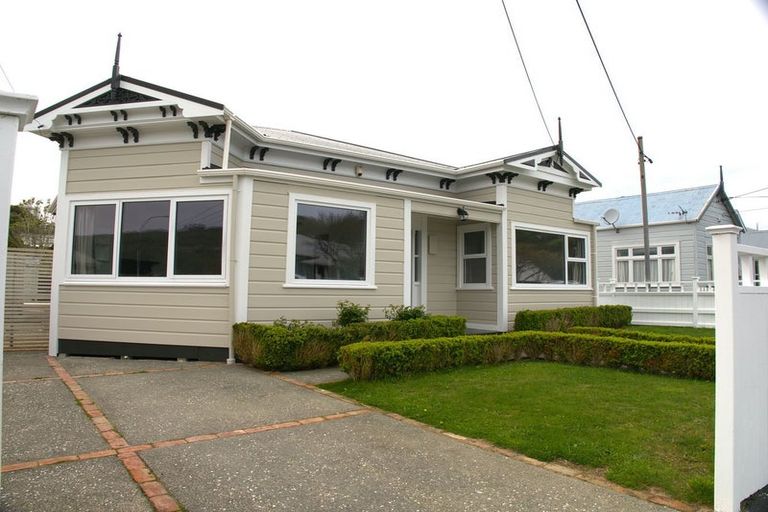 Photo of property in 17 Campbell Street, Karori, Wellington, 6012