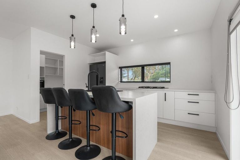 Photo of property in 31 Regent Street, Martinborough, 5711