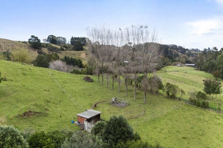 Photo of property in 39 County Heights Drive, Aokautere, Palmerston North, 4471