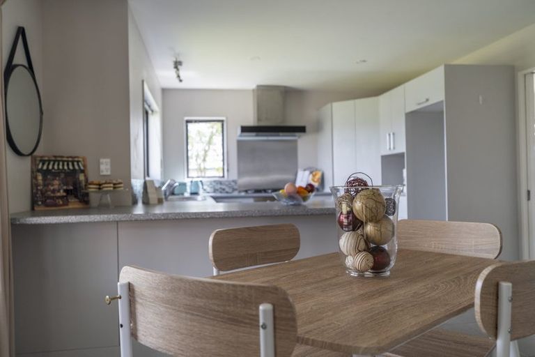 Photo of property in 213 Mark Avenue, Grenada Village, Wellington, 6037