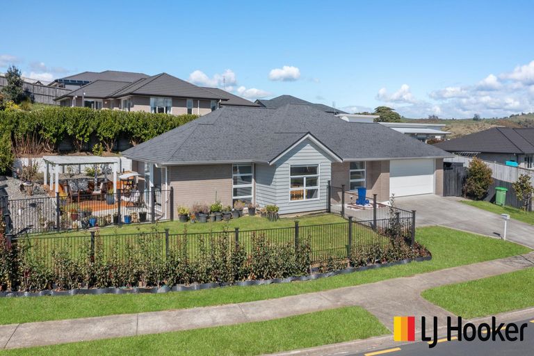 Photo of property in 48 Hillpark Drive, Pokeno, 2402