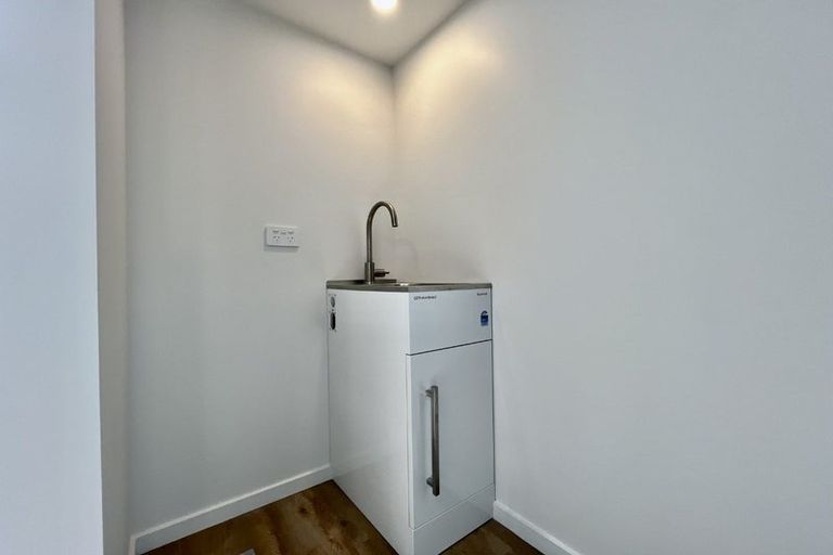 Photo of property in 2/113 Poulson Street, Addington, Christchurch, 8024