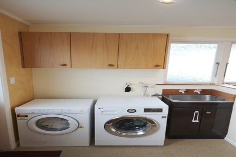 Photo of property in 139 Hine Road, Wainuiomata, Lower Hutt, 5014