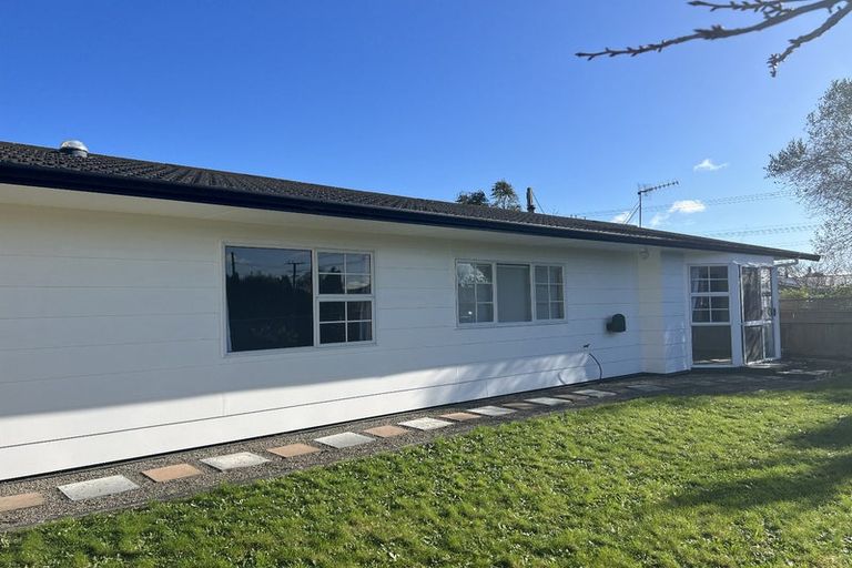 Photo of property in 144 Bartholomew Road, Levin, 5510