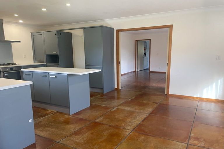 Photo of property in 70 Kirton Drive, Riverstone Terraces, Upper Hutt, 5018