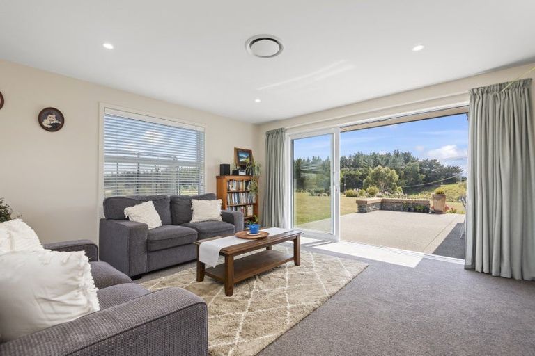 Photo of property in 541 Stoney Creek Road, Kelvin Grove, Palmerston North, 4470