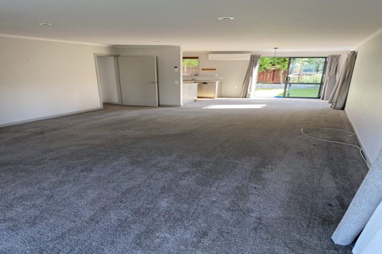 Photo of property in 66 Kaimoana Street, Weymouth, Auckland, 2103