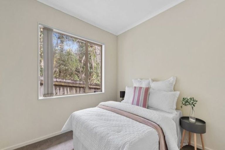 Photo of property in 17a Valley Road, Waiuku, 2123