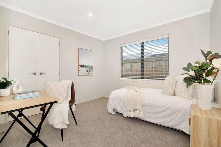 Photo of property in 9 Hiria Crescent, Papamoa Beach, Papamoa, 3118