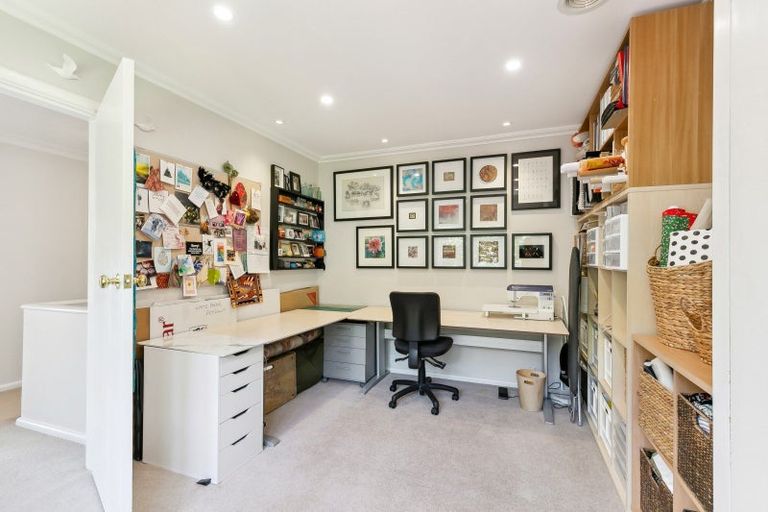 Photo of property in 22 Woodmancote Road, Khandallah, Wellington, 6035