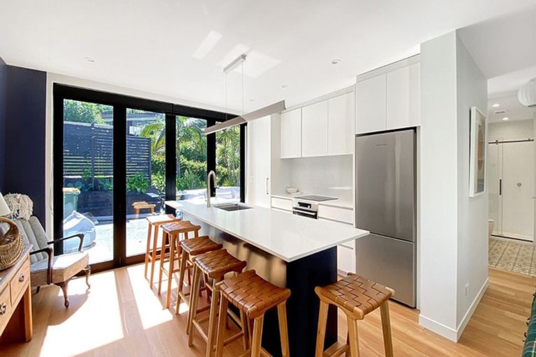 Photo of property in 1/13 Kororo Street, Northcote, Auckland, 0627