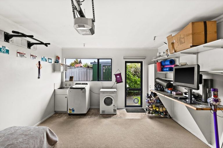 Photo of property in 2/16 Alan Styles Place, Greenmeadows, Napier, 4112