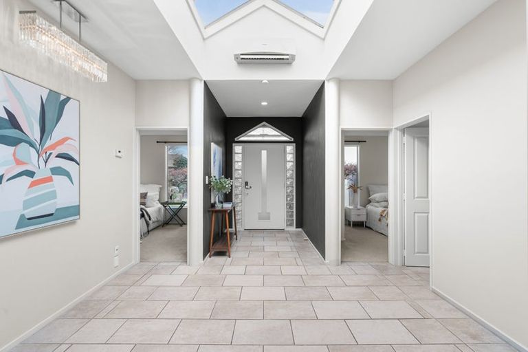 Photo of property in 5 Priorsford Court, Avonhead, Christchurch, 8042
