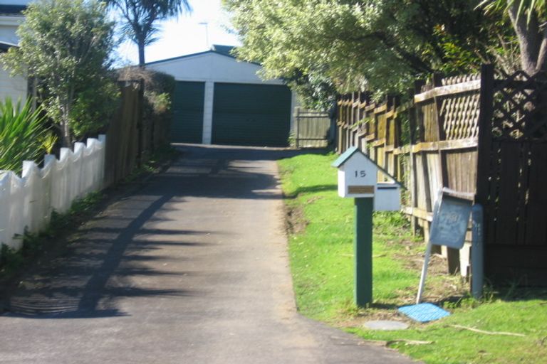 Photo of property in 15 Lorelei Place, Opaheke, Papakura, 2113